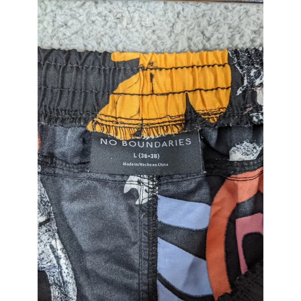 No Boundaries Swim Trunks Mens L Black Abstract Graffiti Graphic Drawstring